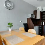 Apartmán Klimatyzowane Z Balkonami We Wladyslawowie By Renters